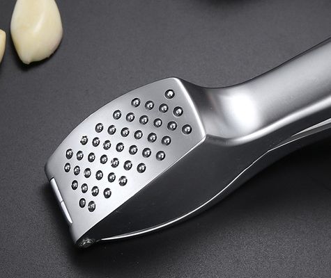 Przesycznik czosnkowy do produkcji żywności Przesycznik tłoczący, tłocznik imbiru, odkurzacz, wyciskacz 16*3cm Wielopłaszczyźnia do kuchni